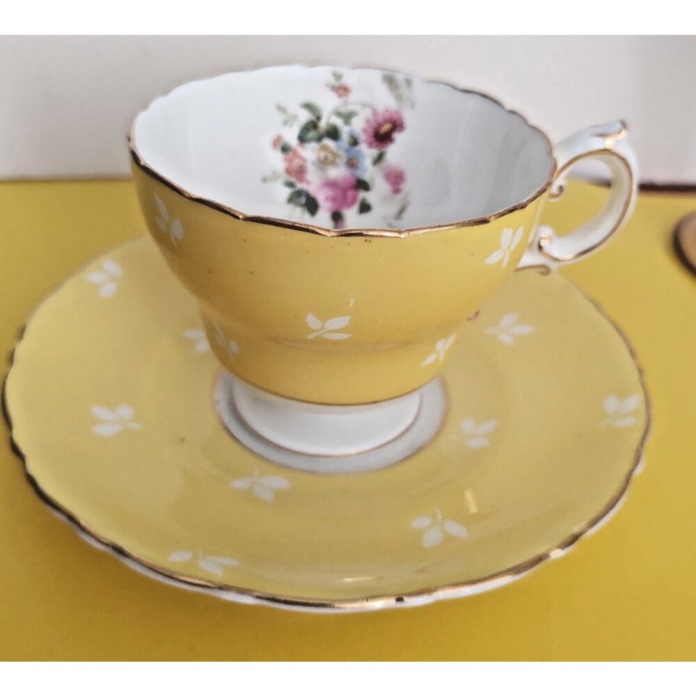 "CAULDON" TEACUP & SAUCER  Made in England YELLOW/WHITE Gold Trim Art Deco